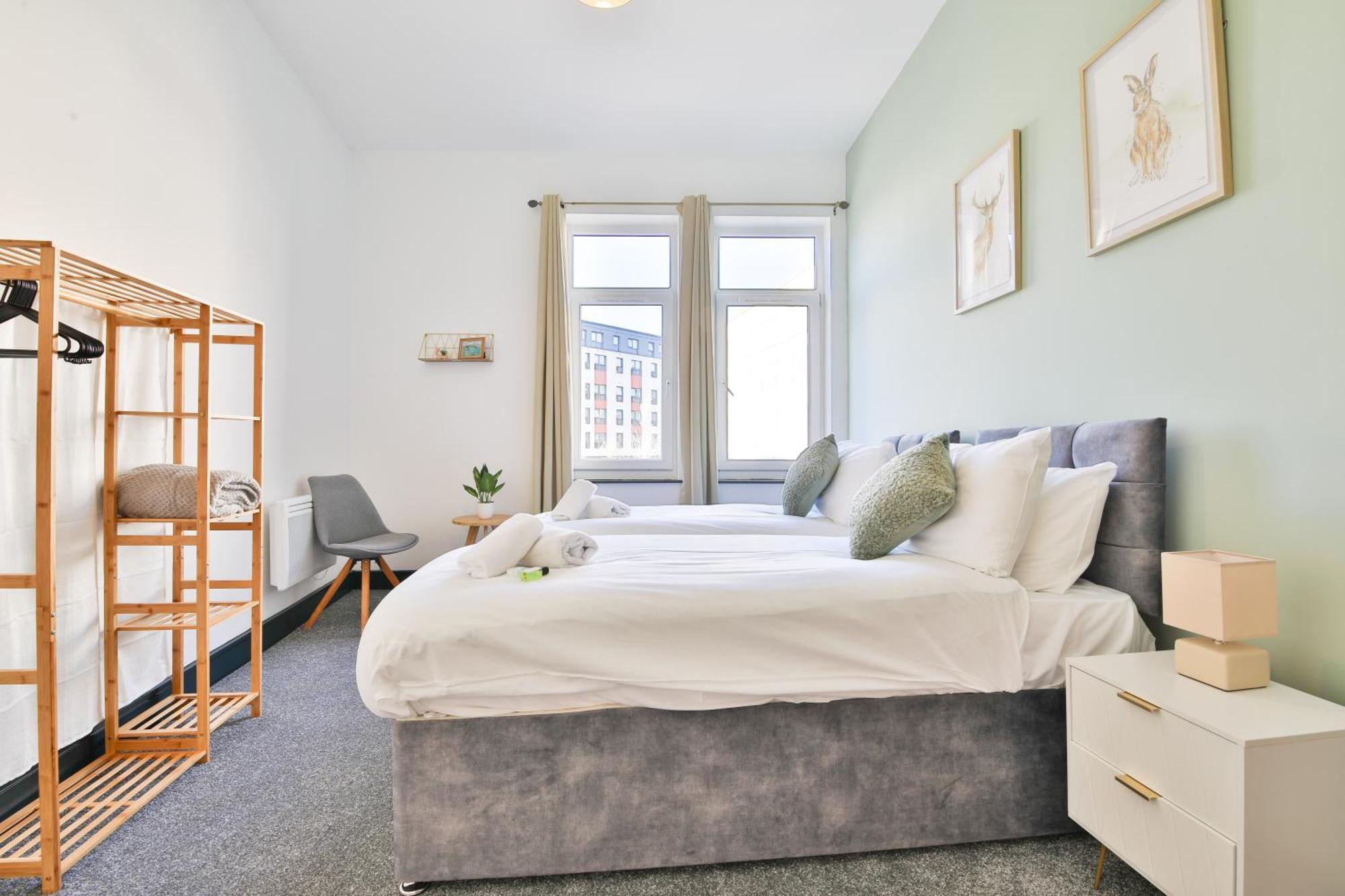 The Kingsway- 2 Bedroom Central Swansea Apartments By Stayright Ngoại thất bức ảnh