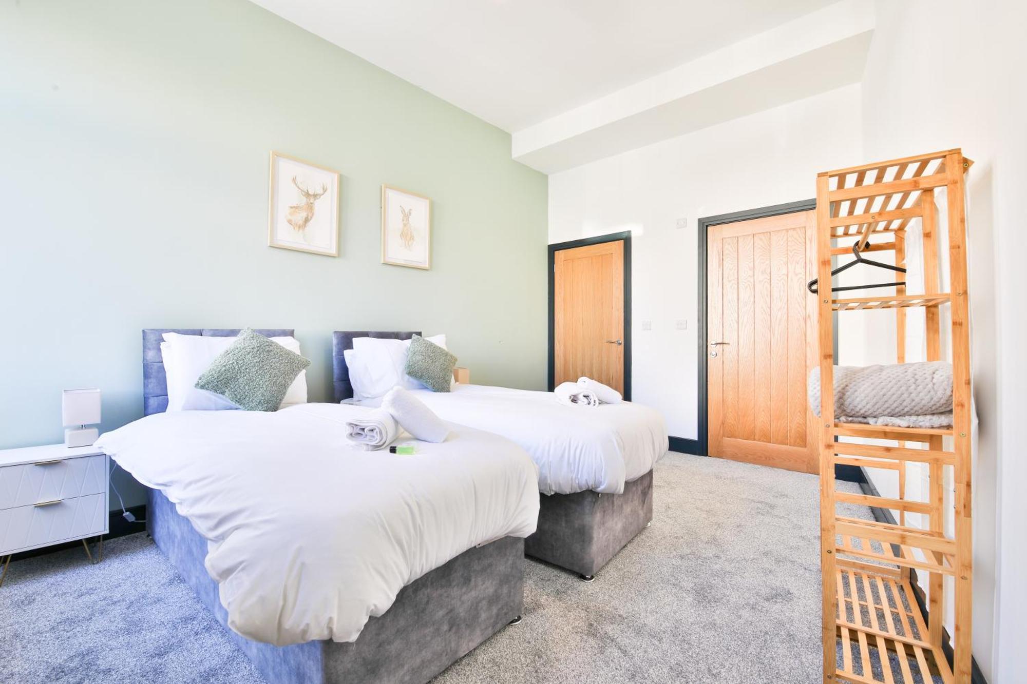 The Kingsway- 2 Bedroom Central Swansea Apartments By Stayright Ngoại thất bức ảnh