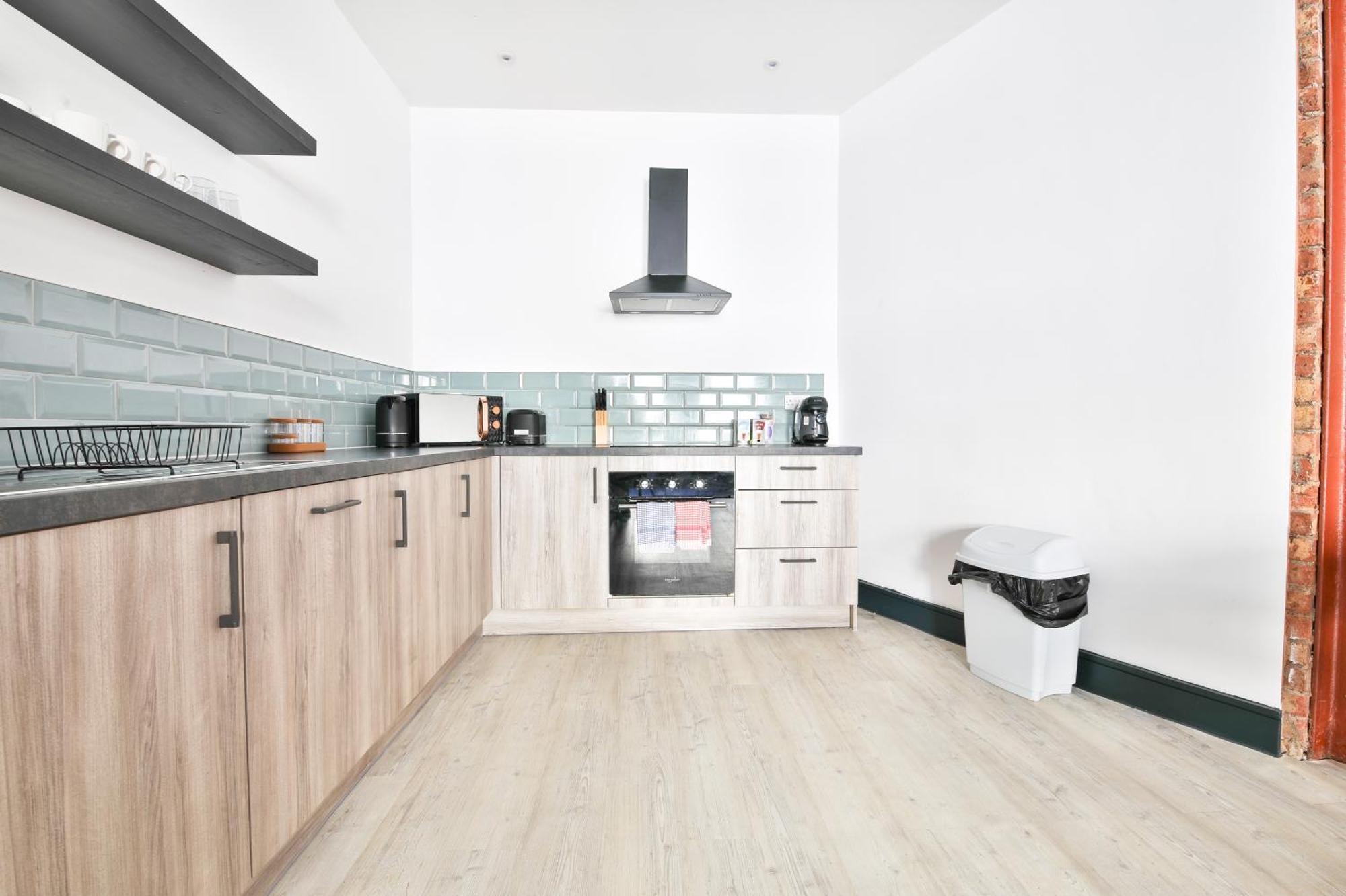 The Kingsway- 2 Bedroom Central Swansea Apartments By Stayright Ngoại thất bức ảnh