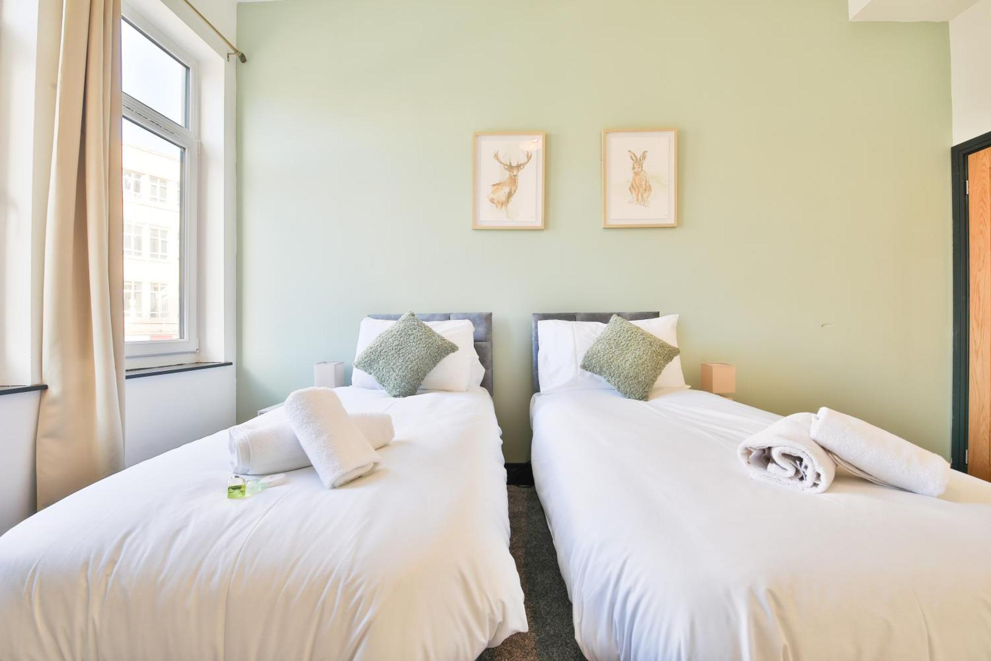 The Kingsway- 2 Bedroom Central Swansea Apartments By Stayright Ngoại thất bức ảnh