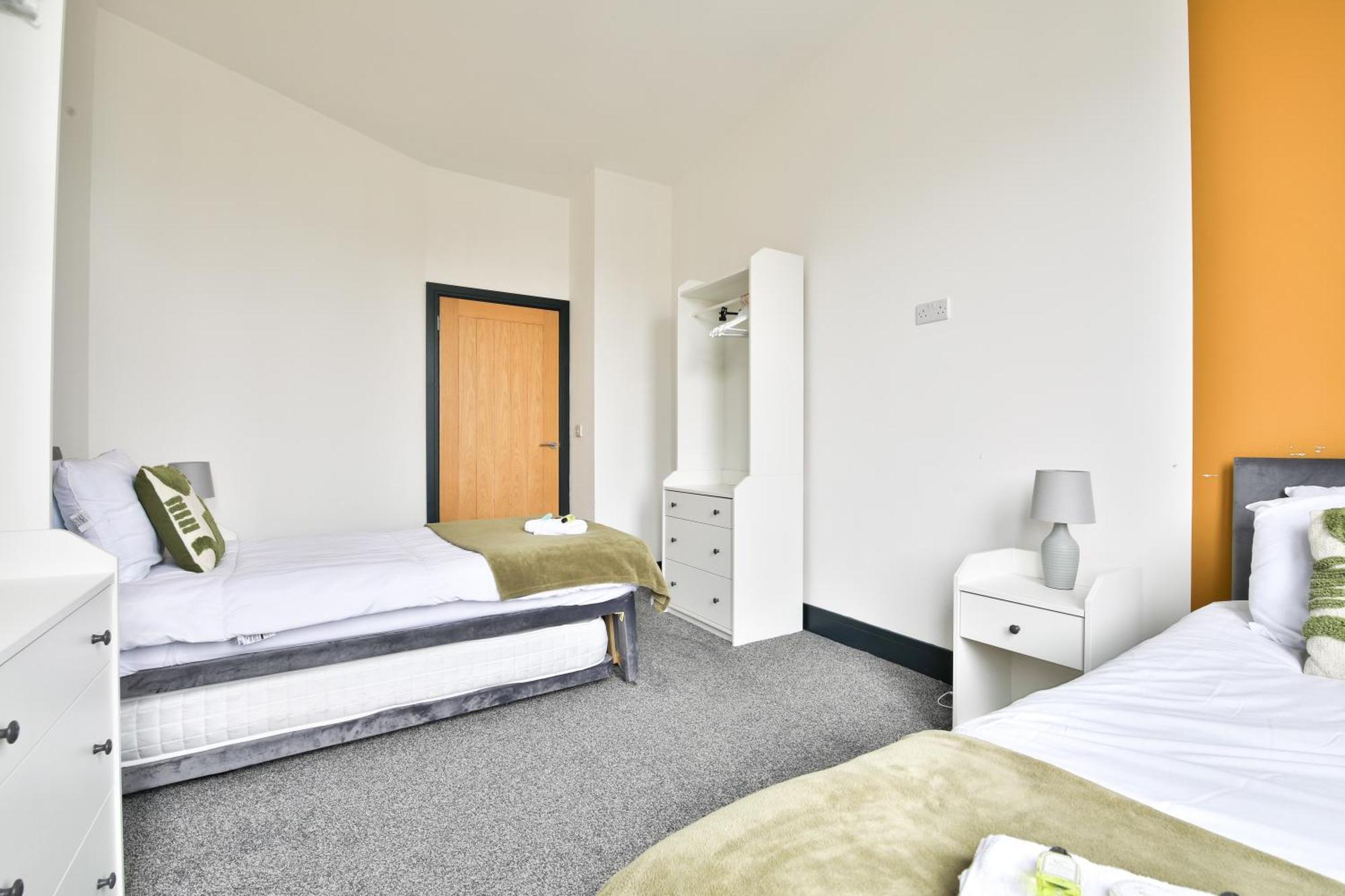 The Kingsway- 2 Bedroom Central Swansea Apartments By Stayright Ngoại thất bức ảnh