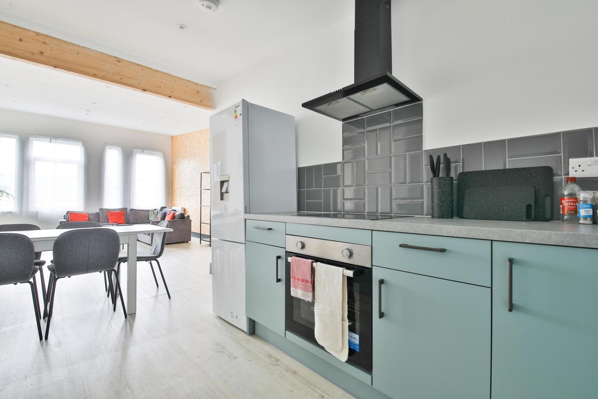 The Kingsway- 2 Bedroom Central Swansea Apartments By Stayright Ngoại thất bức ảnh